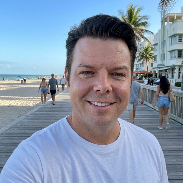 Bobby dating photo, Beach boardwalk, AI-generated